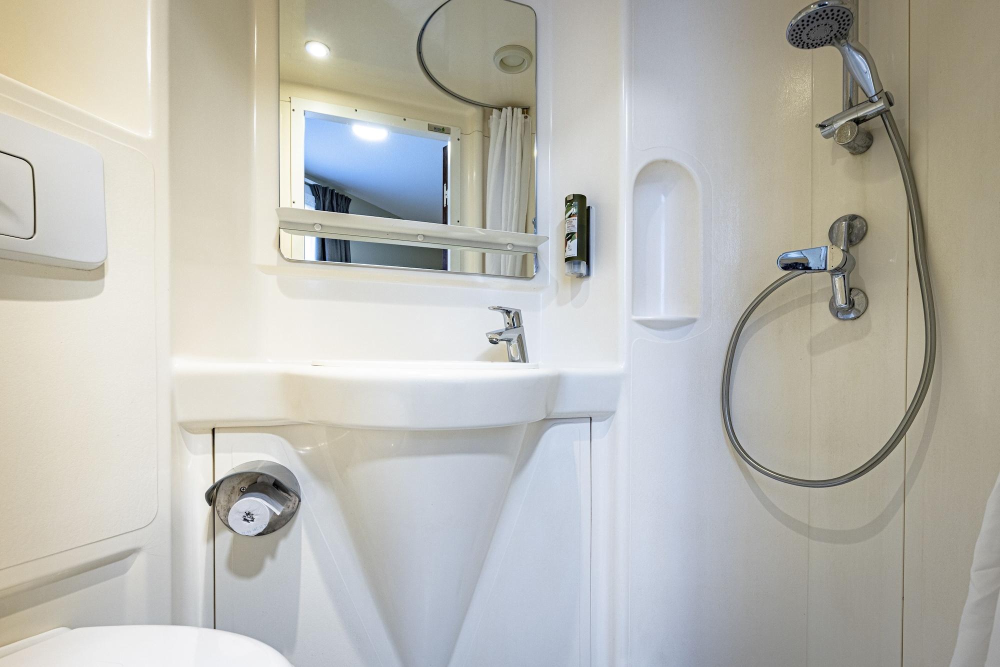 Vinihotel Beaune  Bagian luar foto